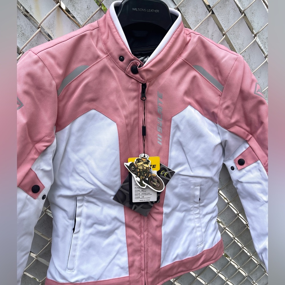Motorcycle Jackets - Picture 2 of 16